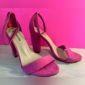 Women pink size 8 hells